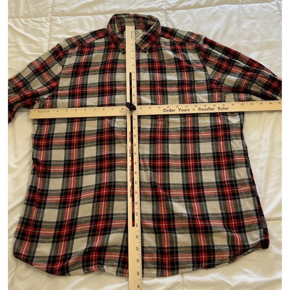 St. John's Bay Men's Plaid Flannel Classic Fit Button Down Shirt Size L - Picture 9 of 10